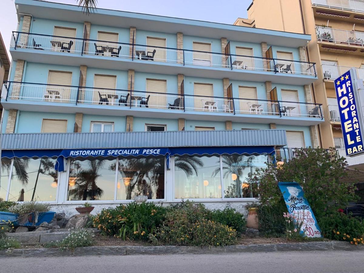 Hotel Svizzera Arma di Taggia Kültér fotó