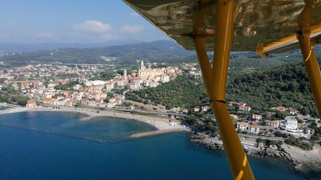 Hotel Svizzera Arma di Taggia Kültér fotó