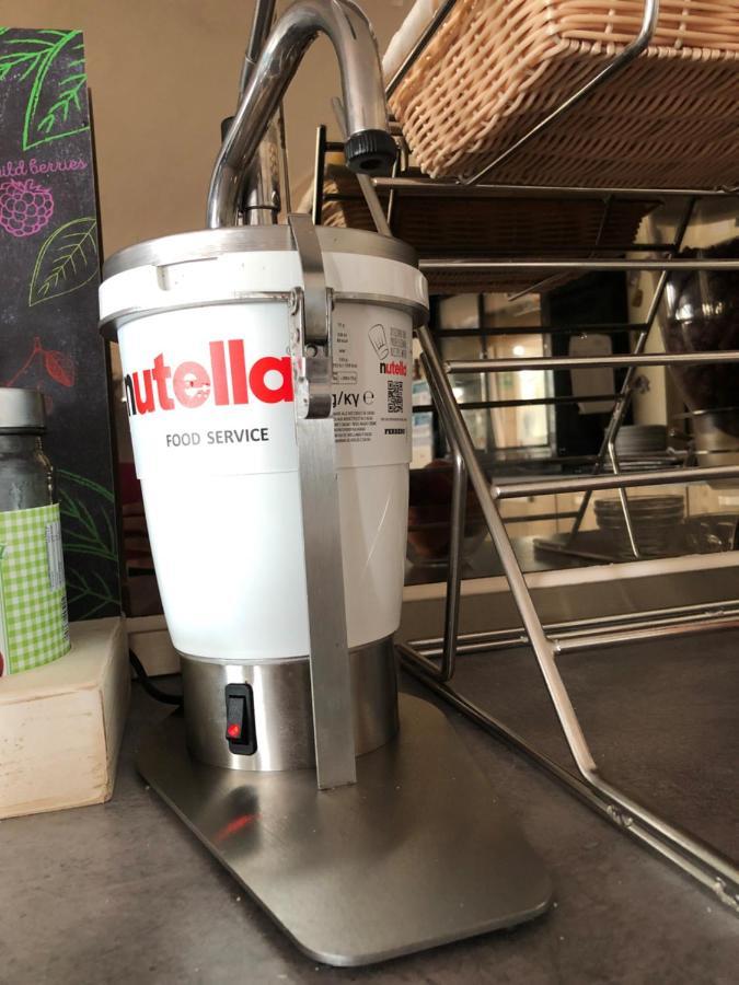 Hotel Svizzera Arma di Taggia Kültér fotó